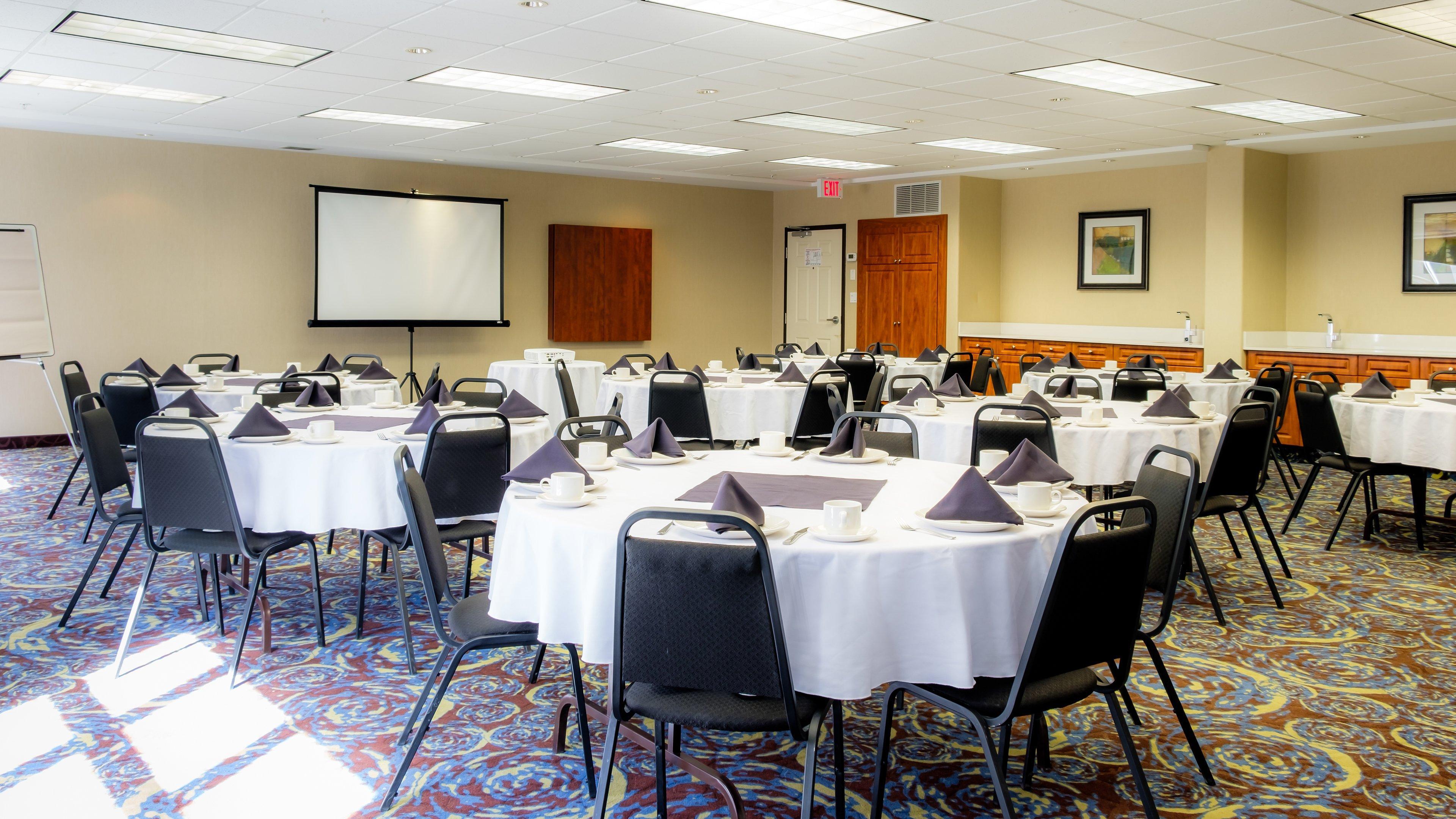 Holiday Inn Express Hotel & Suites - Edmonton International Airport By Ihg Nisku Extérieur photo